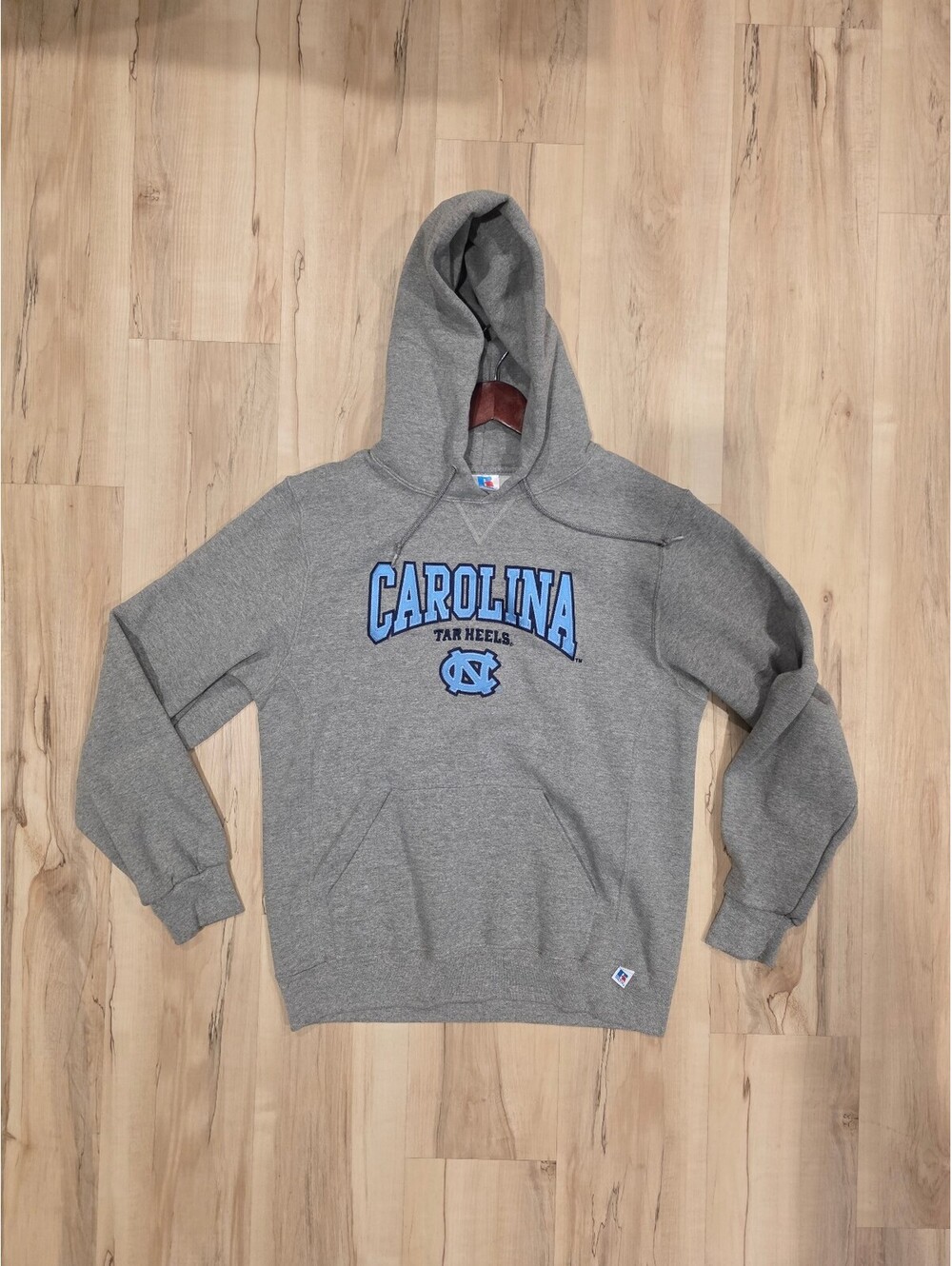 Y2K vintage Russell Athletic Carolina Tar Heels Gray Hoodie Sweatshirt Medium